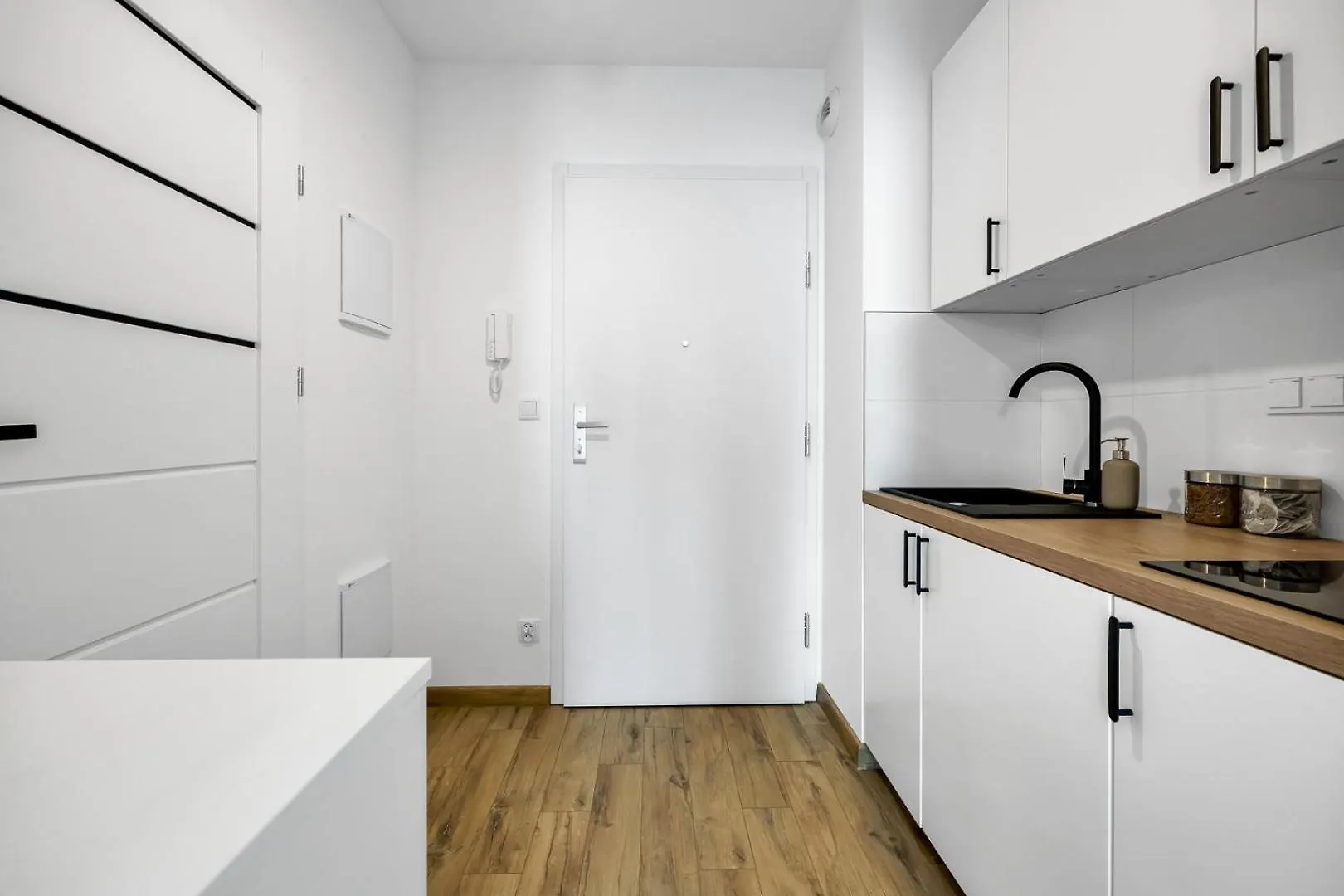 Apartamenty Stadion Narodowy وارسو بولندا